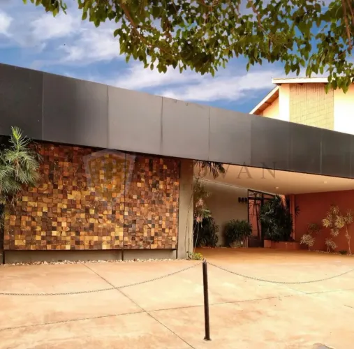 CASA COMERCIAL E RESIDENCIAL COM PISCINA, 3 QUARTOS NA ZONA SUL