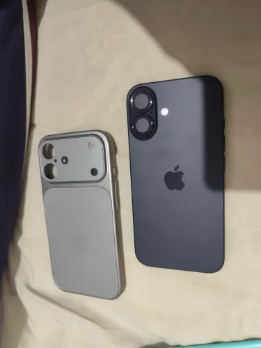 Vendo iPhone 16 256gb