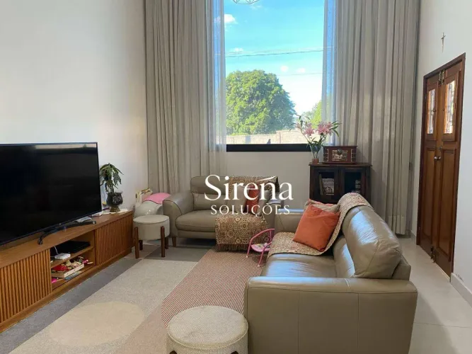 Sonho de Morar em Holambra? Casa 4 dormitórios à venda, 145 m² por R$ 1.300.000 - Condomín
