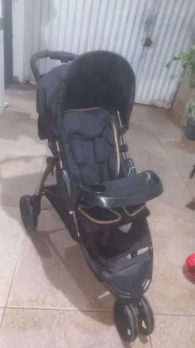 Carrinho de bebê galzerano