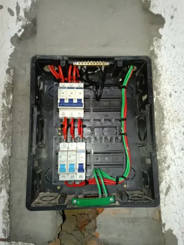 Eletricista de manutenção Predial e industrial