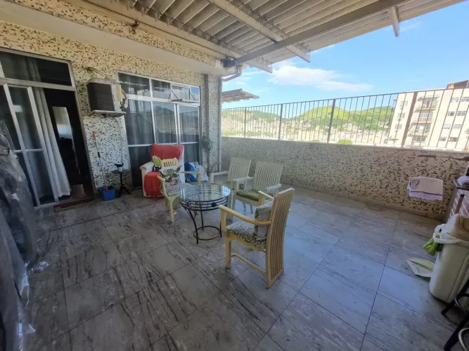 Cobertura Duplex com 3 quartos e Área gourmet na Vila da Penha próximo ao Carioca Shopping