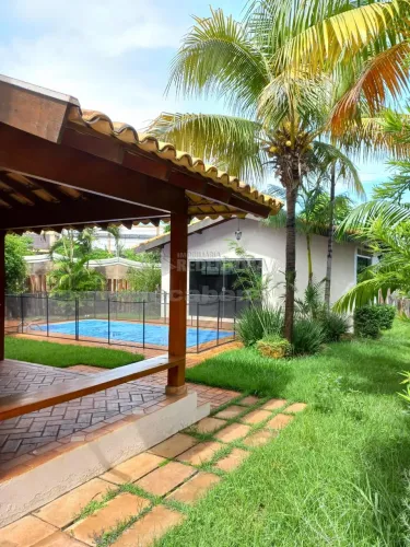 Ótima Casa à Venda no Condomínio Damha 1