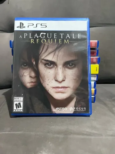 A plaguetale Réquiem