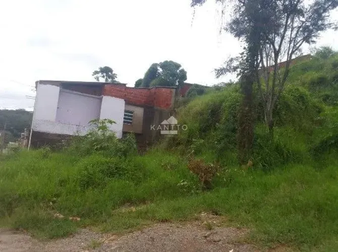 LOTE A VENDA NA REGIÃO DO SANTA LOLA!