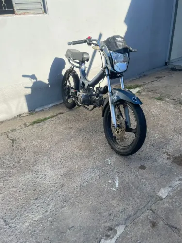 Mobilete muito forte motor de 50 mechido pra 90,só pegar andar 