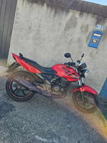 CBX 250 2008