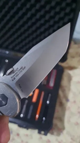 Canivete ZT 0620CF