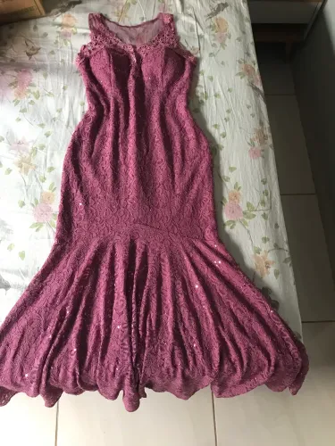 Vestidos de festa (DESAPEGO)