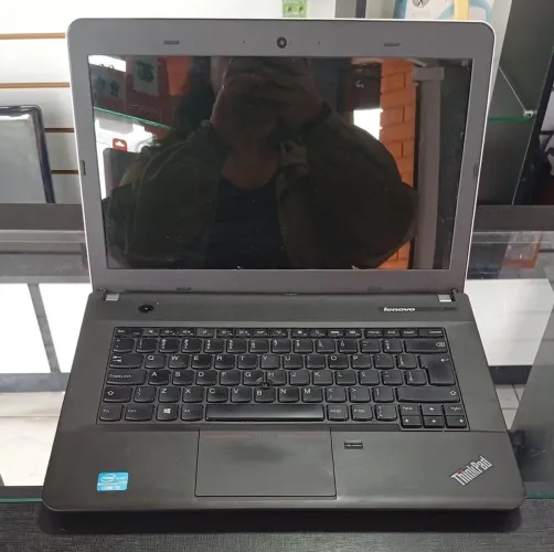 Notebook LENOVO THINKPAD core i5 8GB RAM  6 MESES GARANTIA 