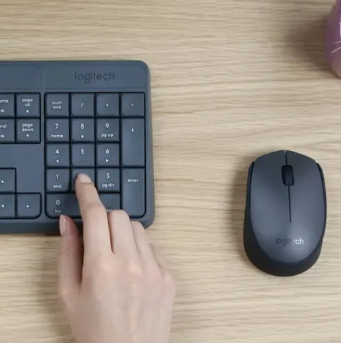 Kit  Teclado e Mouse s fio Logitech MK235 - NOVO - LACRADO