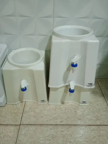 Suporte para galão de água filtro