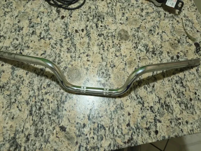 Guidão de Moto