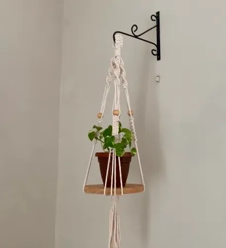 Suporte com madeira pinus redonda