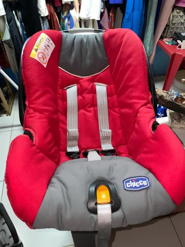 Bebê conforto com base