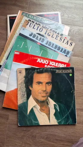 8 LPs Júlio Iglesias