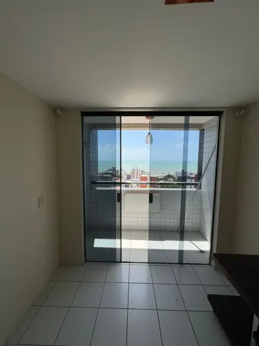 3 quartos, 1 suíte, vista mar permanente a 300m da praia em Manaíra