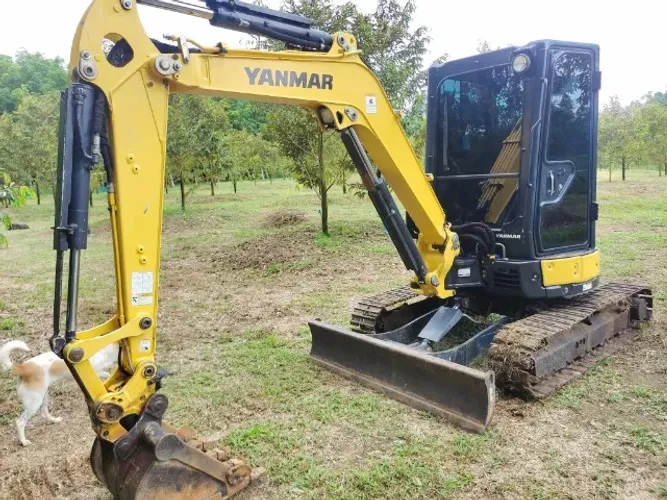 Mini escavadeira Yanmar vio35 ano 2018