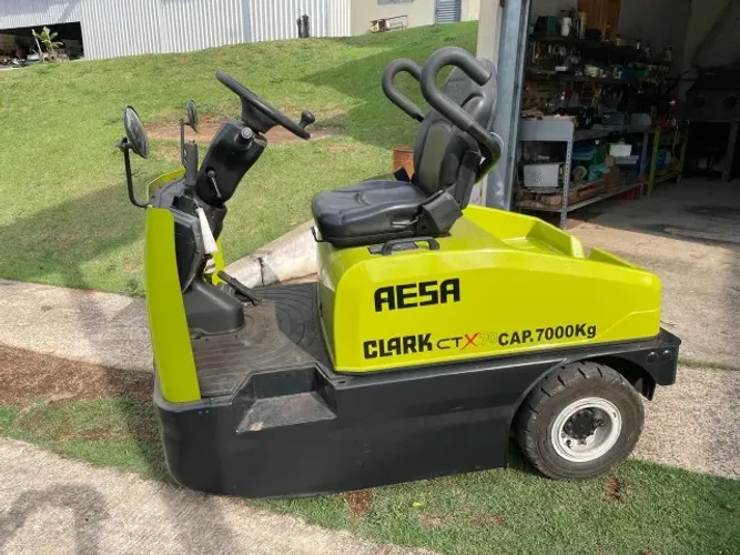 Rebocador Elétrico CLARK CTX70
