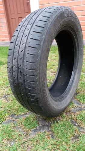 Pneu aro 15