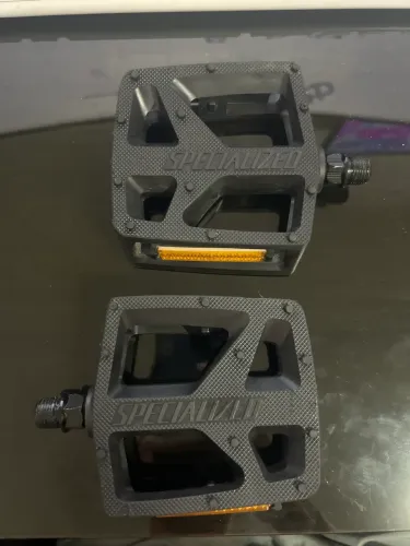 Pedal plataforma specialized