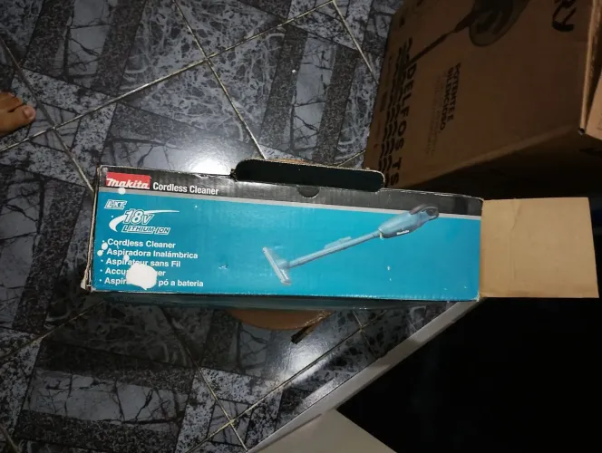 Aspirador 18v,Dcl180z makita