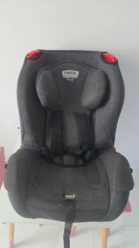 Cadeirinha infantil p/ carro Burigotto Matrix Evolution