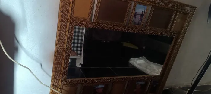 Espelho e porta fotos