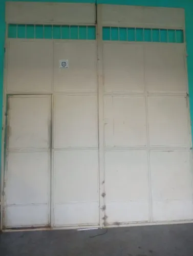 vendo portão de ferro