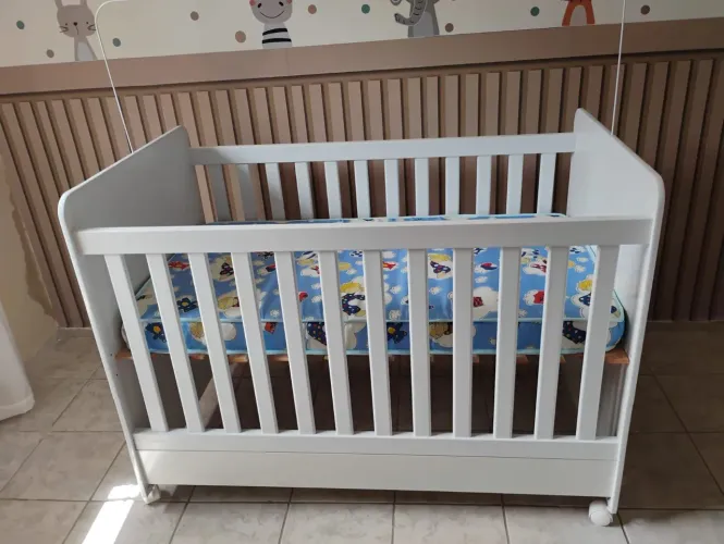 Berço americano 3x1 acompanha colchão 