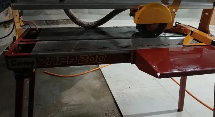 ZAP 200 - Cortadora de Porcelanato, Granito e Mármore.