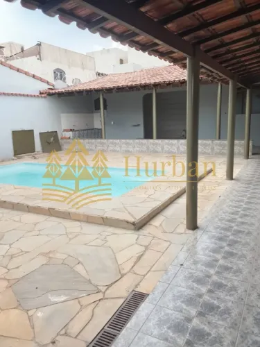 CASA RESIDENCIAL em UBERLÂNDIA - MG, BRASIL