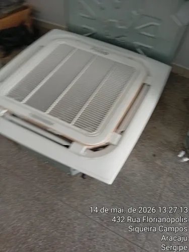 Vendo um split cassete 55.000btus