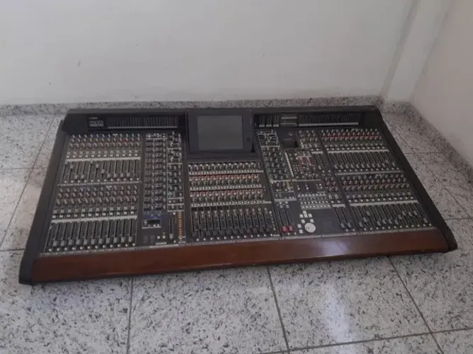 Mesa som Yamaha PM1D