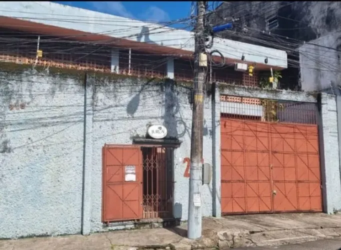 Saráty vende excelente galpão no Bairro de São Brás, perfeito para o seu negócio