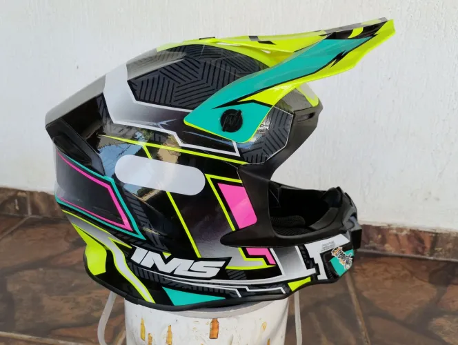 CAPACETE IMS
