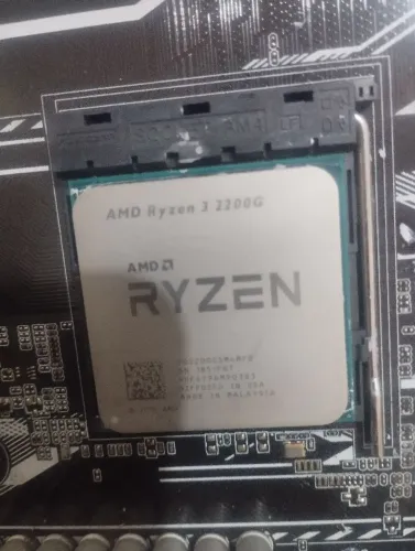 Ryzen 3 2200g