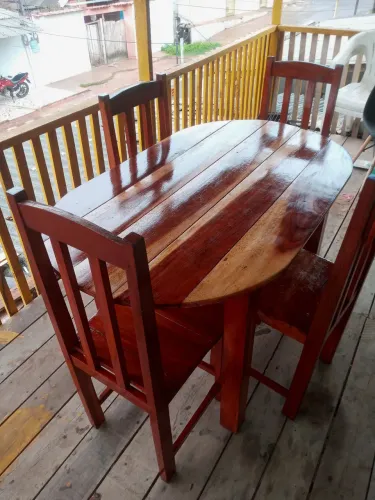 Mesa de macacaúba semi nova! Troco em ps3!