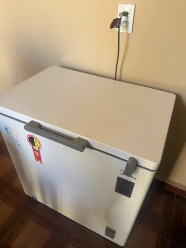 Freezer horizontal