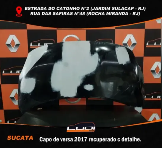 Capô de Nissan Versa 2017 recuperado c detalhe