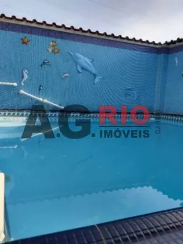 Casa em Condomínio : Duplex / Residencial / Vila Valqueire