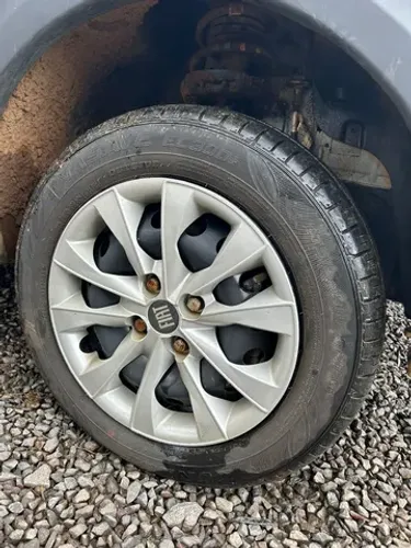 Rodas Com Pneus Fiat Mobi 2022 - Rs Auto Peças
