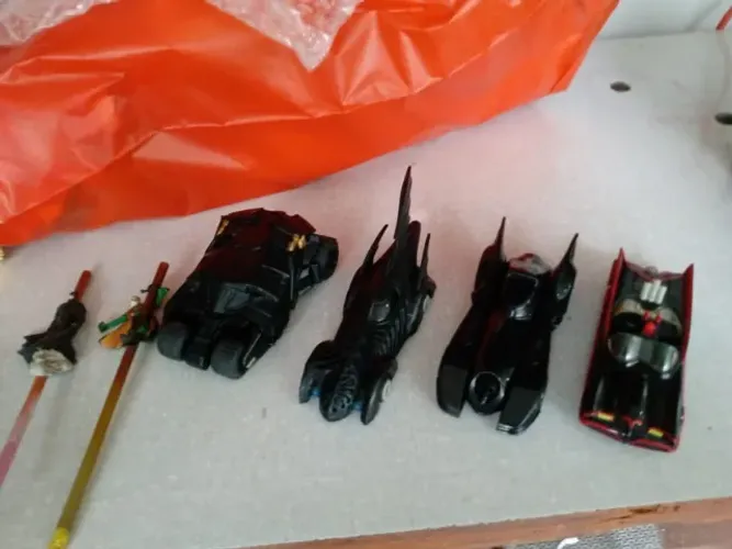 Carros do Batman top, todos a fricção!!!!! e mais...