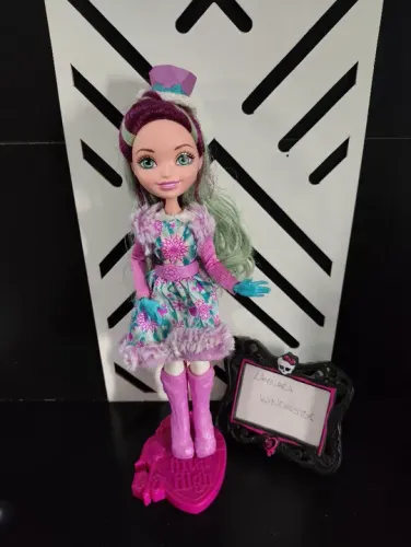 Ever After High Maddie Feitiço de Inverno