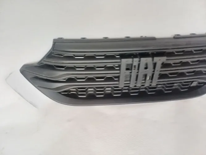 Grade Dianteira Fiat Strada 2021 2022 Original