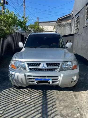 Pajero full