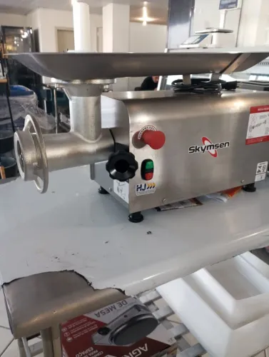 NZ. Moedor de Carne boca 22 inox Skymsen