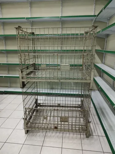 Araramados empilháveis para lojas, supermercados
