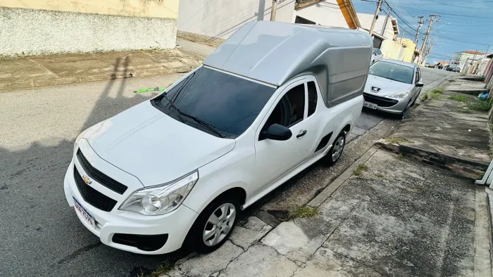Faço carretos / pequenas mudanças 