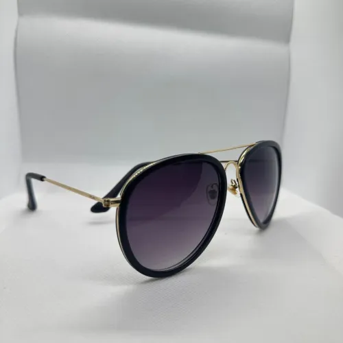 Óculos de Sol Aviador Preto e Dourado